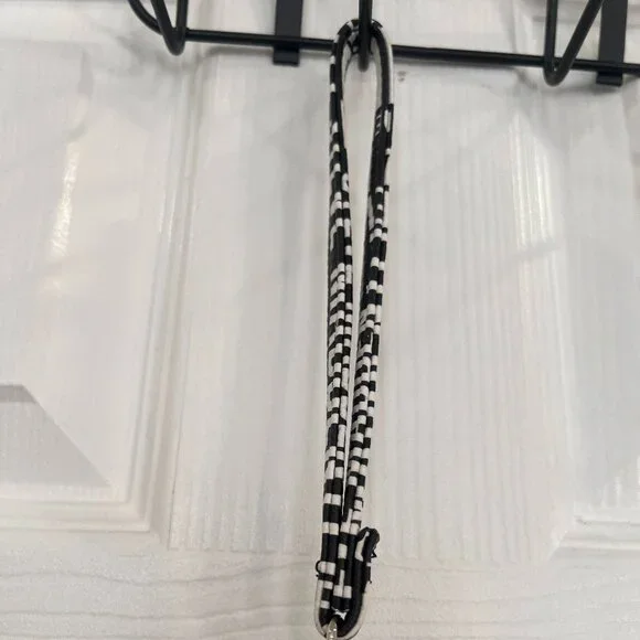 Steve Madden Black & White Logo Wristlet Wallet Crossbody Bag w/ Metal Bar - Picture 7 of 8